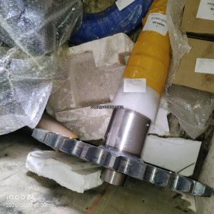 High-Quality 链轮与轴组件 左侧 代替SP105322,短头 85513030 for Construction Machinery